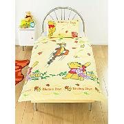 Winnie the Pooh Duvet Cover and Pillowcase 'Blustery Days' Design Rotary Print Bedding